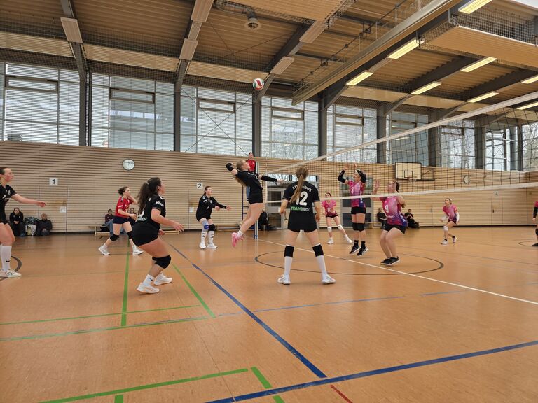 Damen 3: „Hier regiert der VVF“