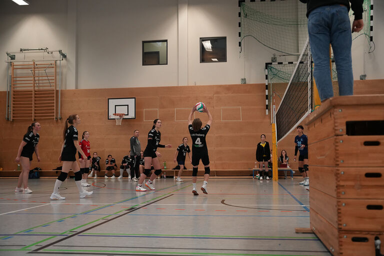 Damen 3 mit ersten Sieg